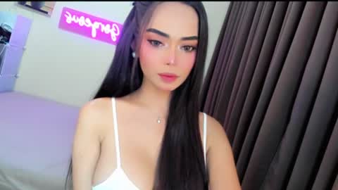 Snapshot of gorgeoustransgirl chatting on July 2026 06:48:01 PM Emmy online show from July 2026 06:48:01 PM