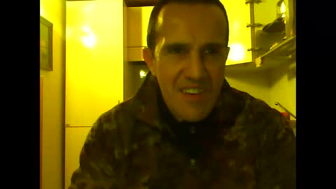 gorillonexxx online show from February 2025 05:18:02 PM