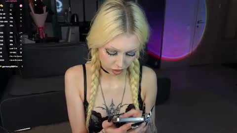 Violeta online show from July 2026 08:29:02 PM
