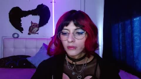 goth_minerva online show from October 2025 01:31:02 PM