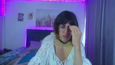 Snapshot of goth_minerva chatting on June 2026 01:24:02 PM goth_minerva online show from June 2026 01:24:02 PM