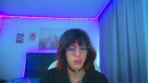 Snapshot of goth_minerva chatting on June 2026 01:28:02 PM goth_minerva online show from June 2026 01:28:02 PM