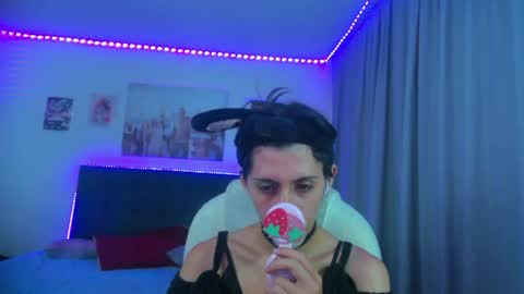 Snapshot of goth_minerva chatting on July 2026 01:37:02 PM goth_minerva online show from July 2026 01:37:02 PM