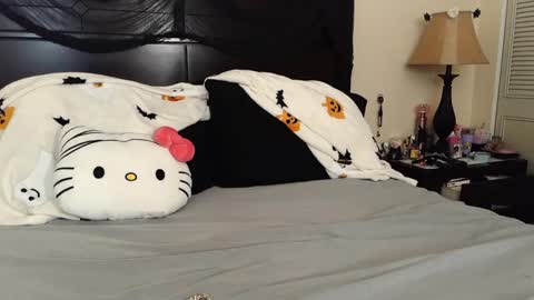 gothbaby305 online show from October 2025 08:29:02 PM