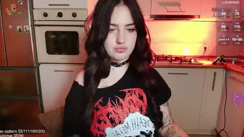 traumfrau Kira angel face devil eyes I SELL A LOT VIDEO IN GALLERY online show from October 2025 11:42:02 AM