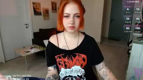 Snapshot of gothkittys chatting on July 2026 08:31:01 AM traumfrau Kira angel face devil eyes I SELL A LOT VIDEO IN GALLERY online show from July 2026 08:31:01 AM