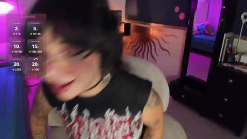 Snapshot of gothv chatting on May 2026 02:18:02 AM Violet online show from May 2026 02:18:02 AM