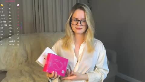 Mamma Mia online show from November 2025 03:12:02 PM