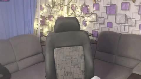 Snapshot of grace054 chatting on September 2025 10:43:01 PM Grace online show from September 2025 10:43:01 PM