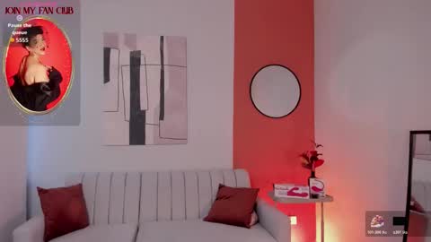 Zuly online show from December 2025 09:11:02 PM