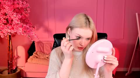 Grace Glamour online show from January 2025 05:41:02 AM