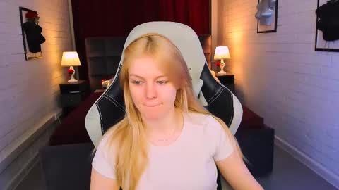 Grace Glamour online show from February 2025 05:41:01 AM