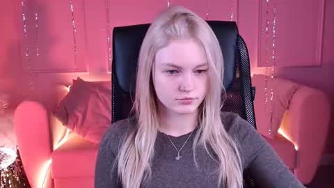 Grace Glamour online show from February 2026 05:05:01 AM