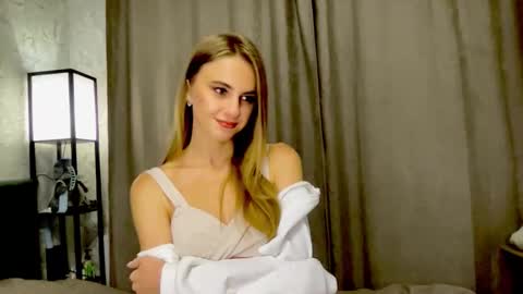 gracetorrezz online show from September 2025 06:46:01 PM