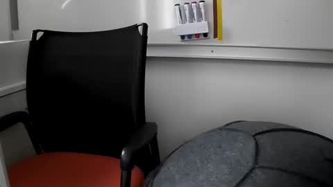 grandbi online show from October 2025 02:29:01 PM