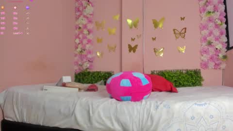 Mi Name is violeta  online show from February 2026 12:06:02 PM