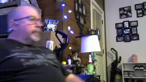 granitebuckeye1969 online show from December 2024 01:39:02 AM