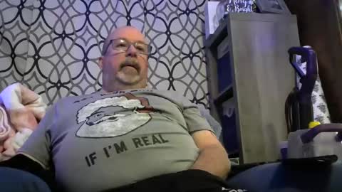 granitebuckeye1969 online show from December 2024 12:31:01 AM