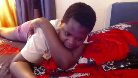 Snapshot of grannylover_ chatting on February 2025 12:22:02 PM grannylover_ online show from February 2025 12:22:02 PM