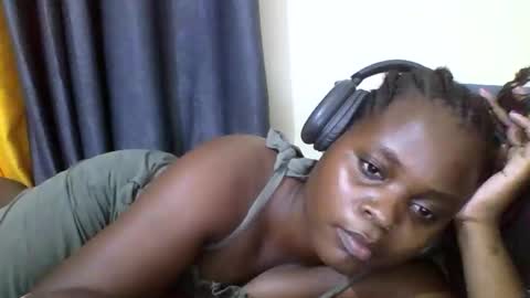 Snapshot of grannylover_ chatting on November 2025 07:45:02 PM grannylover_ online show from November 2025 07:45:02 PM