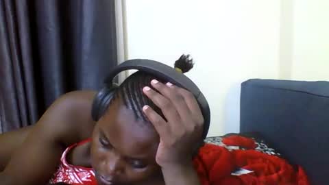 Snapshot of grannylover_ chatting on November 2025 07:02:01 PM grannylover_ online show from November 2025 07:02:01 PM