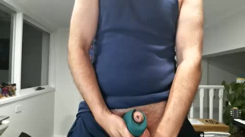 Snapshot of grattitude chatting on November 2025 01:00:02 PM grattitude online show from November 2025 01:00:02 PM