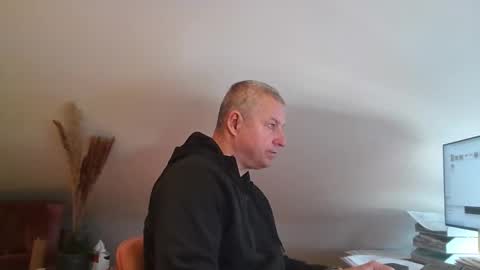 grau197077 online show from March 2026 10:43:01 AM