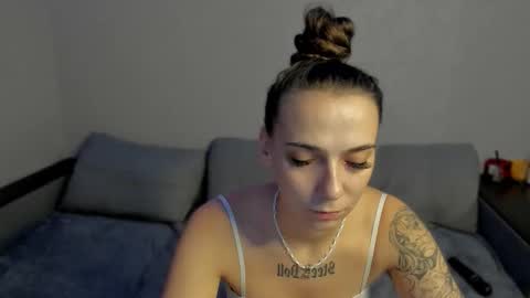 Anna online show from February 2026 02:26:01 PM