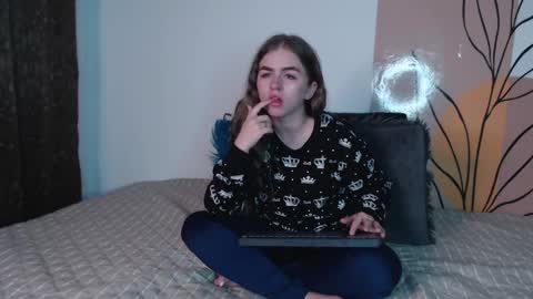  GRECIA  online show from December 2024 10:47:02 PM