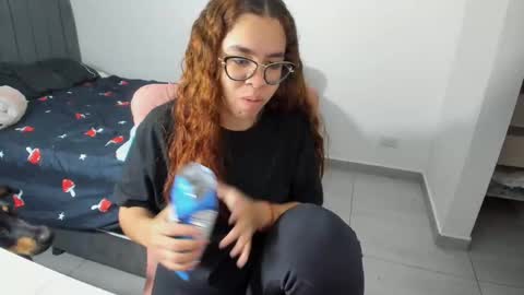 GreciaRuiz online show from October 2025 09:53:01 PM