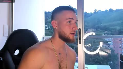 Juan online show from January 2025 10:51:02 PM