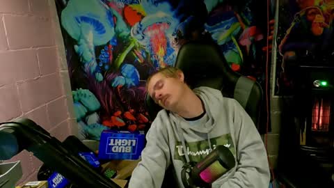 Snapshot of greenlungs8195 chatting on December 2024 08:02:01 AM Greenlungs8195 online show from December 2024 08:02:01 AM