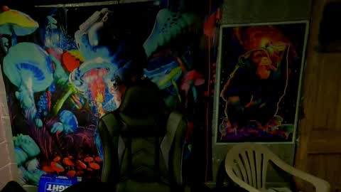 Snapshot of greenlungs8195 chatting on December 2024 12:45:01 PM Greenlungs8195 online show from December 2024 12:45:01 PM