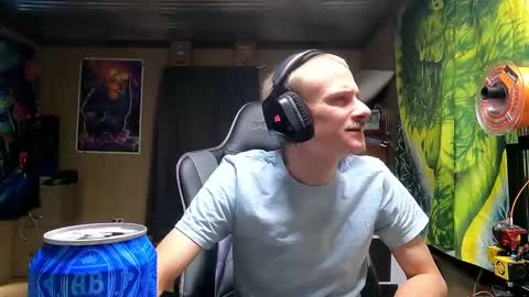 Snapshot of greenlungs8195 chatting on November 2025 11:32:02 AM Greenlungs8195 online show from November 2025 11:32:02 AM