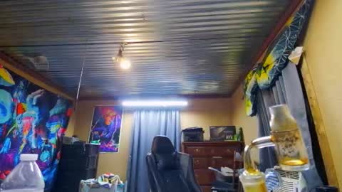 Snapshot of greenlungs8195 chatting on February 2026 08:25:02 AM Greenlungs8195 online show from February 2026 08:25:02 AM