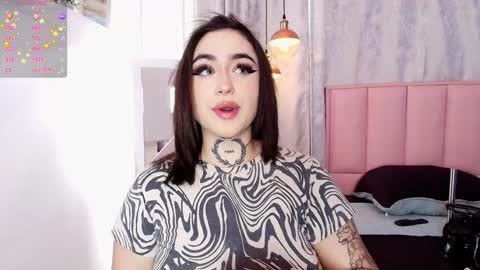 Snapshot of greennbella chatting on December 2024 06:53:02 PM online show from December 2024 06:53:02 PM