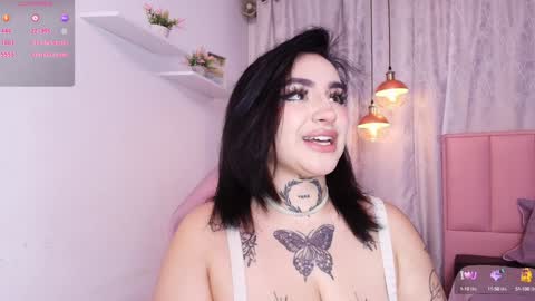 Snapshot of greennbella chatting on December 2024 07:11:01 PM online show from December 2024 07:11:01 PM