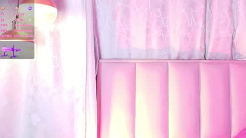 Snapshot of greennbella chatting on February 2025 10:13:01 PM online show from February 2025 10:13:01 PM