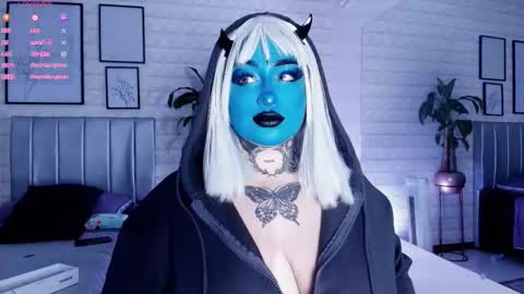 Snapshot of greennbella chatting on September 2025 07:17:02 PM online show from September 2025 07:17:02 PM