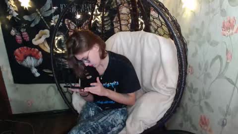 Lina online show from September 2025 11:24:01 AM