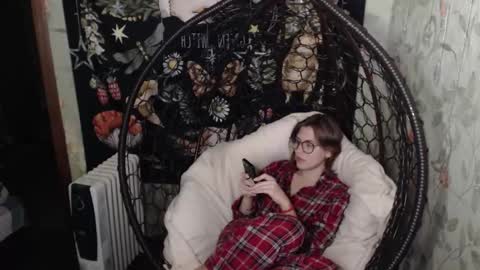 Lina online show from November 2025 05:33:02 PM