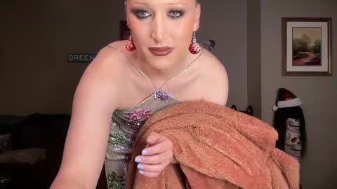 SexQueen Nikki online show from December 2024 05:29:02 AM