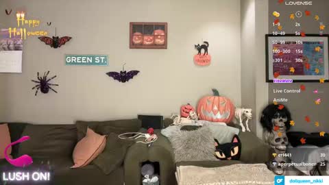 SexQueen Nikki online show from September 2025 04:06:02 AM