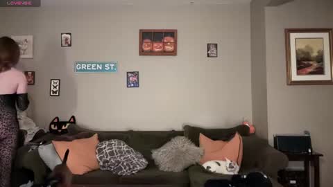 SexQueen Nikki online show from June 2026 04:59:02 AM