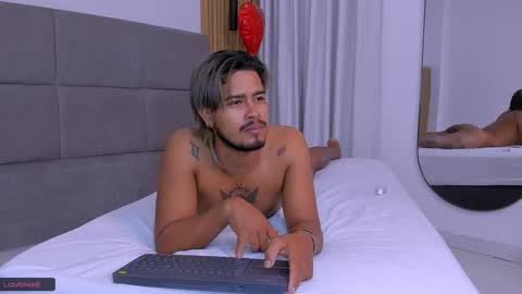 Gregori online show from February 2025 04:07:01 PM