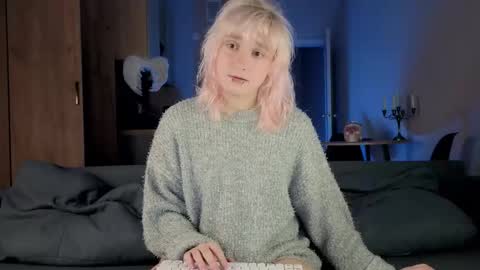 Greg-independent model online show from March 2026 09:10:01 PM