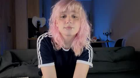 Greg-independent model online show from April 2026 09:04:02 PM