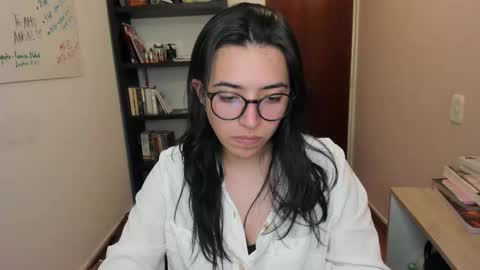 Greta online show from November 2025 04:44:01 AM