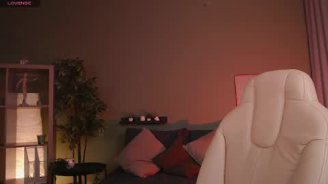 Snapshot of gretchen_mol chatting on September 2025 12:38:02 PM gretchen_mol online show from September 2025 12:38:02 PM