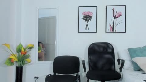 Snapshot of grettel__ chatting on January 2025 08:18:01 PM Gretel online show from January 2025 08:18:01 PM